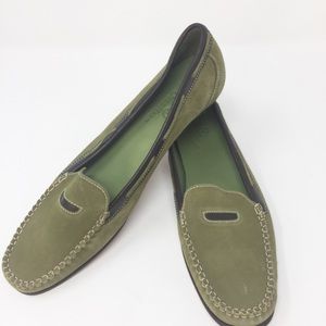 COLE HAAN GREEN SUEDE SLIP ON LOAFERS- 8.5 B